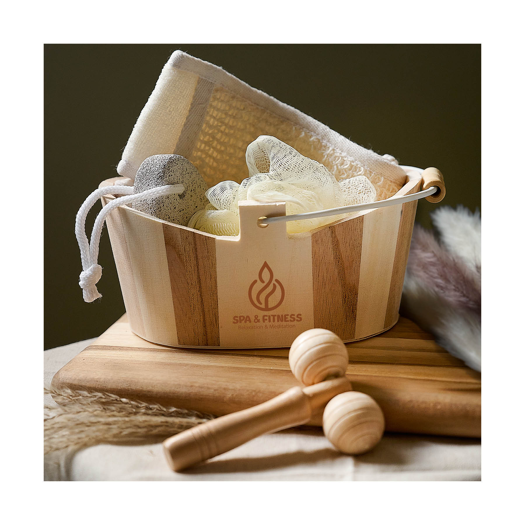 Serene 4pc Spa Kit in Wooden Bucket 17